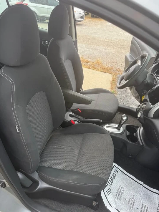 2014 Nissan Versa - Image 10 of 15