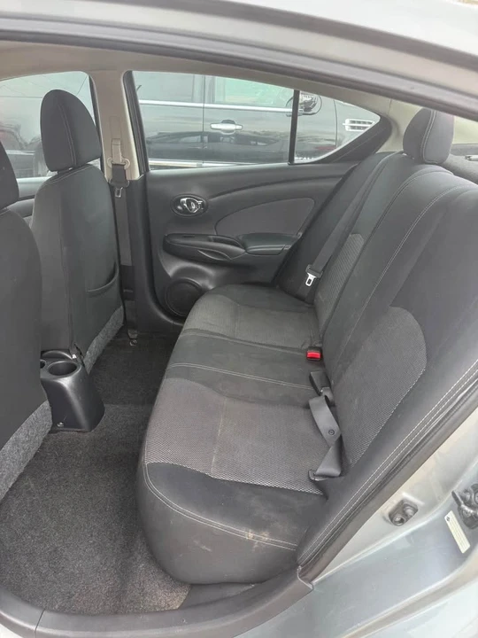 2014 Nissan Versa - Image 12 of 15