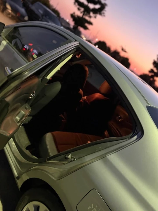 2014 Nissan Versa - Image 8 of 10