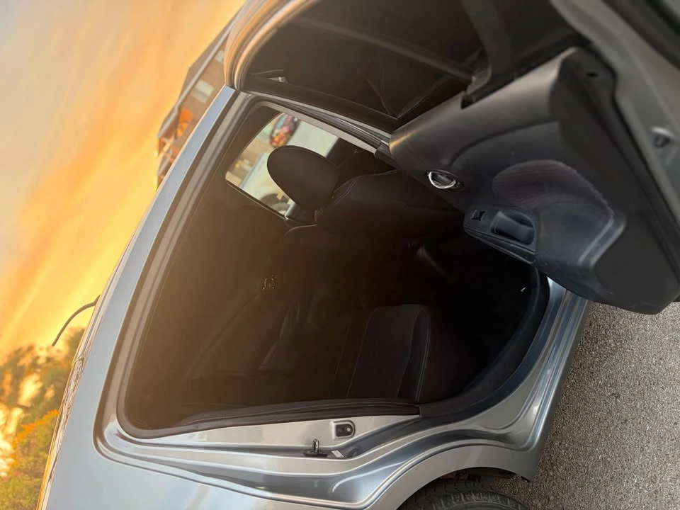 2014 Nissan Versa - Image 4 of 8