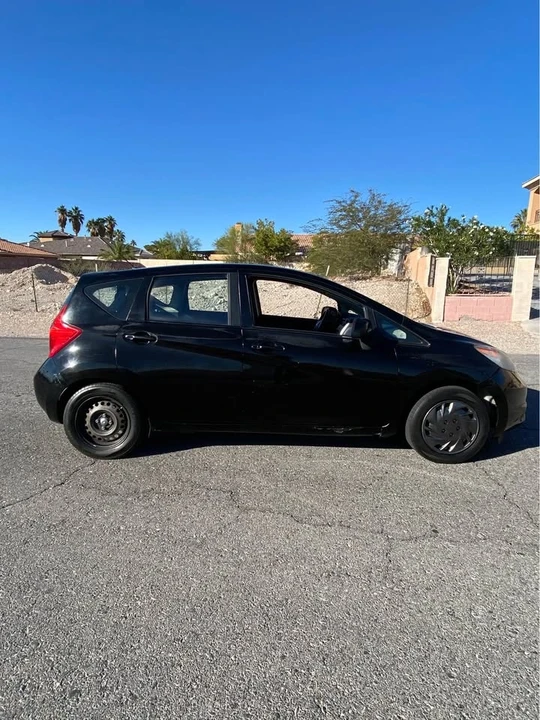 2014 Nissan Versa - Image 3 of 9