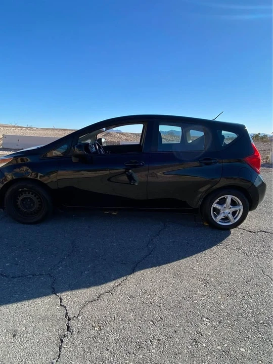 2014 Nissan Versa - Image 2 of 9