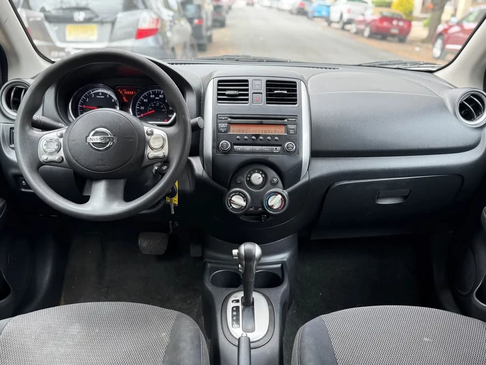 2014 Nissan Versa - Image 10 of 11