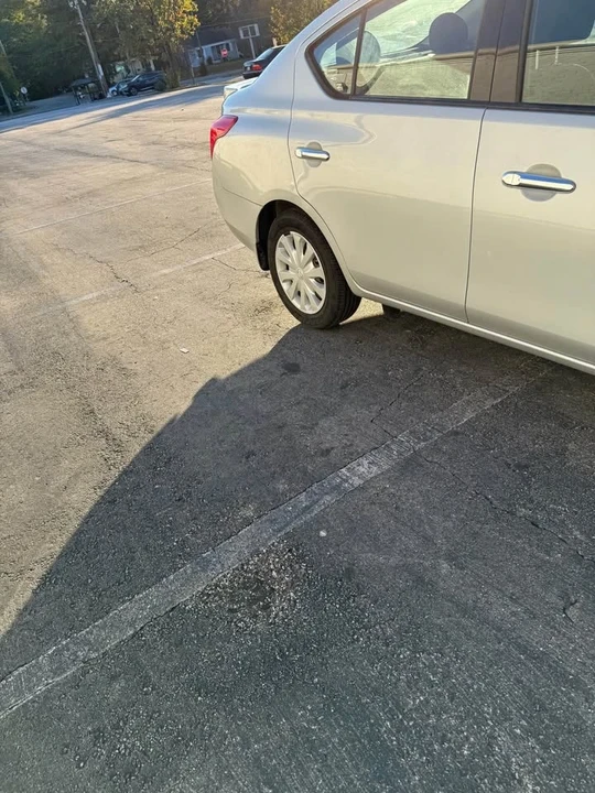 2014 Nissan Versa - Image 3 of 18