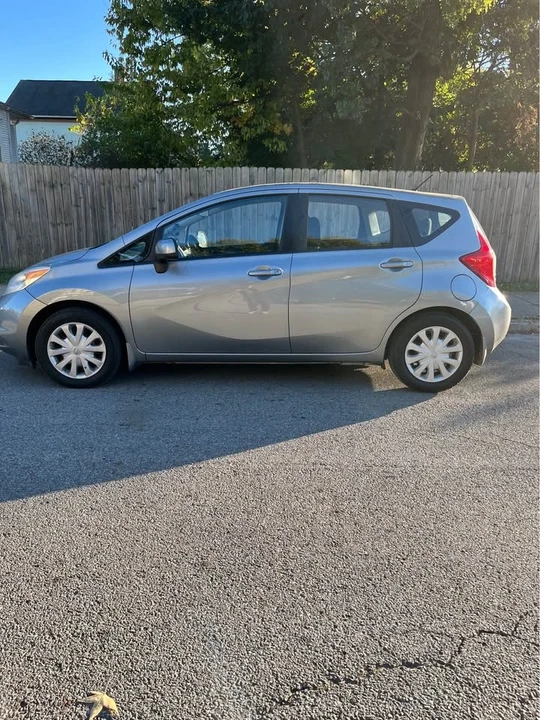 2014 Nissan Versa - Image 5 of 11
