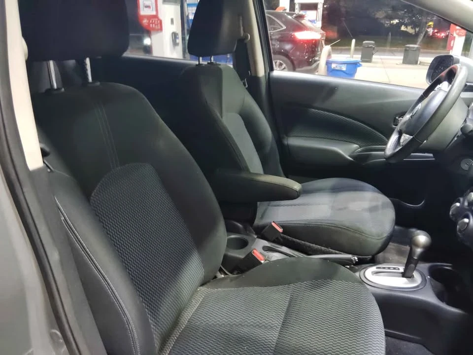 2014 Nissan Versa - Image 10 of 13