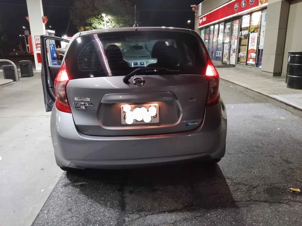 2014 Nissan Versa - Image 5 of 13
