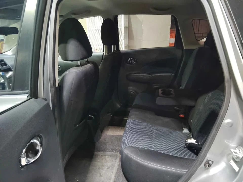 2014 Nissan Versa - Image 11 of 13