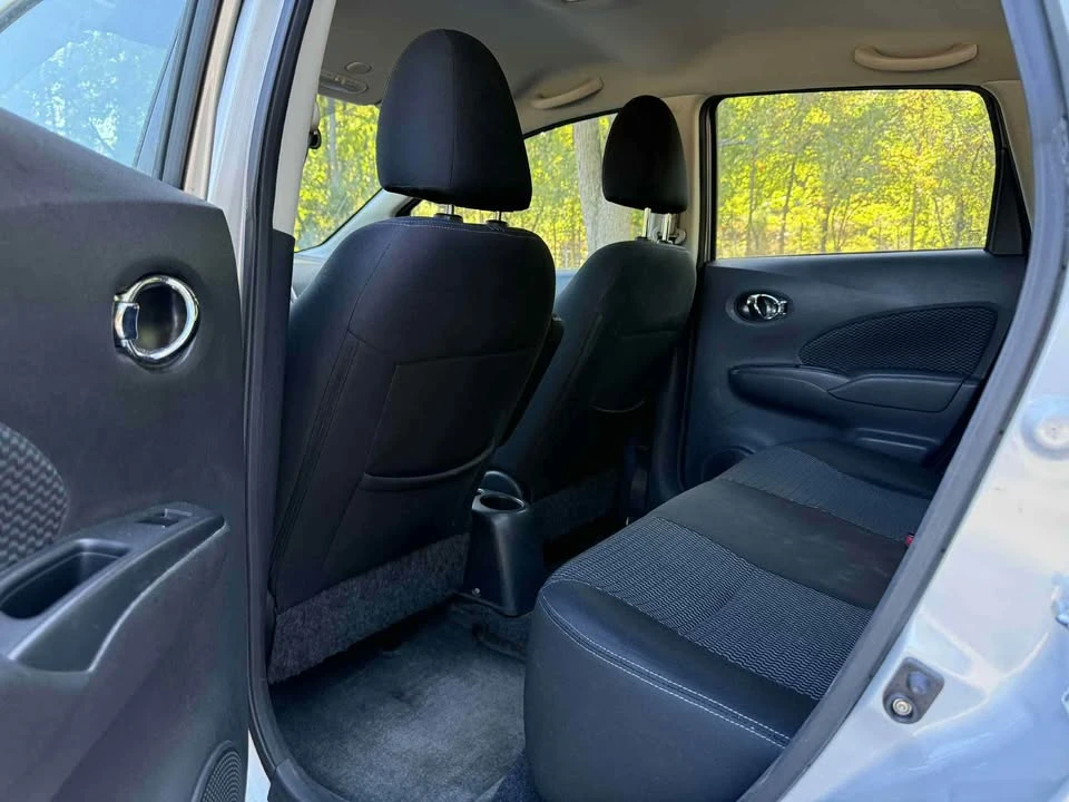 2014 Nissan Versa - Image 10 of 14