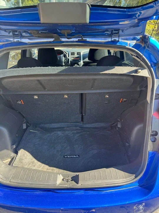 2014 Nissan Versa - Image 8 of 10