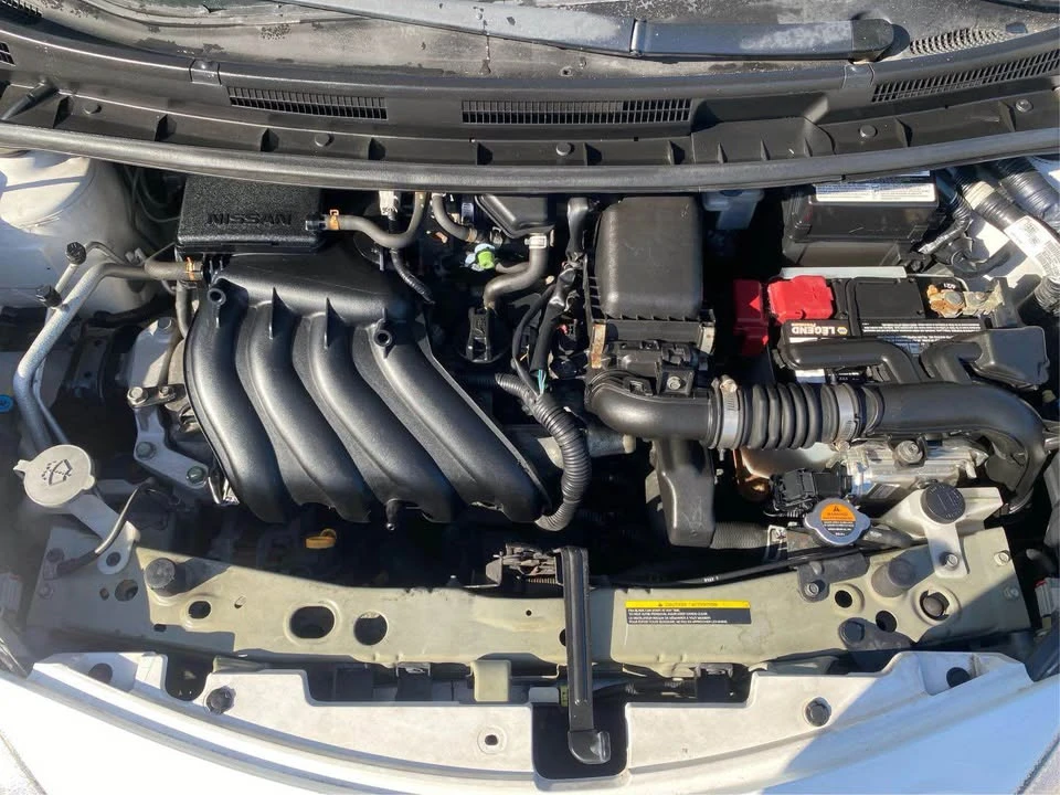 2014 Nissan Versa - Image 11 of 19