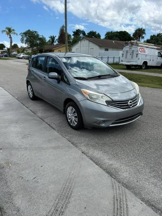 2014 Nissan Versa - Image 2 of 7