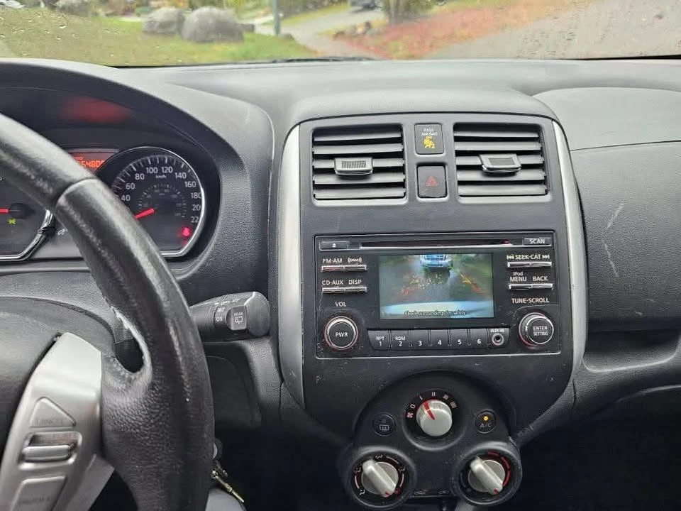 2014 Nissan Versa - Image 4 of 8