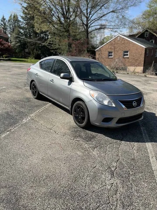 2014 Nissan Versa - Image 2 of 16