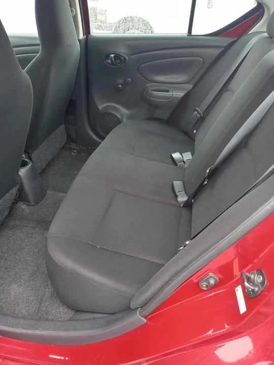2014 Nissan Versa - Image 4 of 5