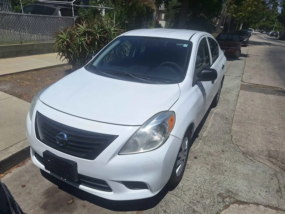 2014 Nissan Versa - Image 7 of 7