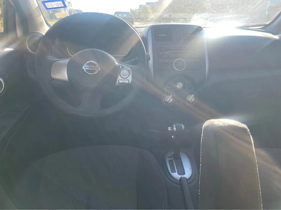 2014 Nissan Versa - Image 5 of 7