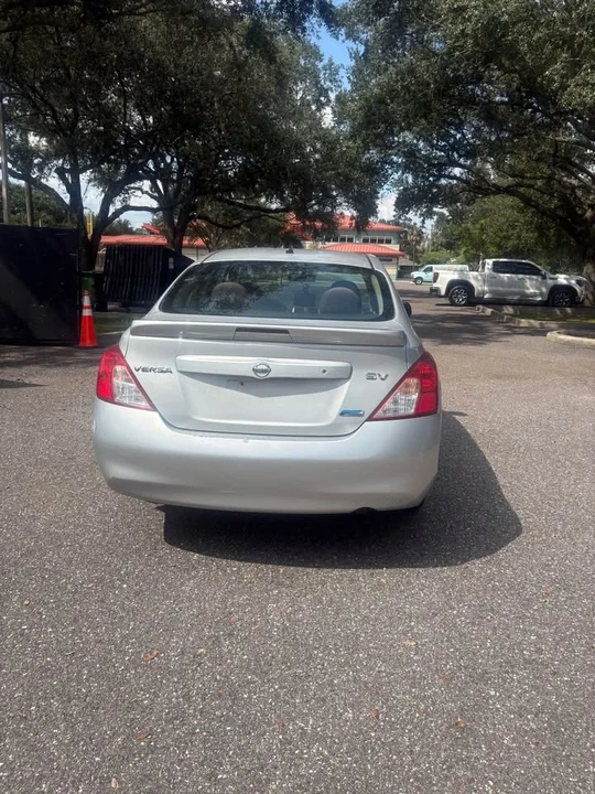2014 Nissan Versa - Image 4 of 12