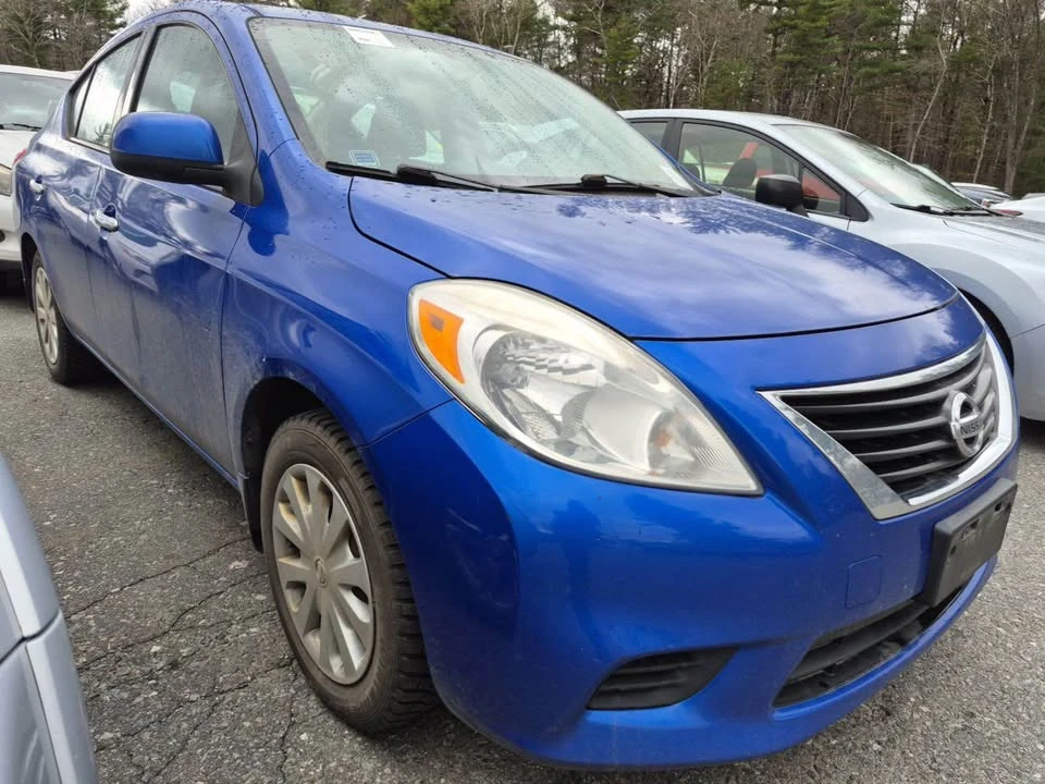 2014 Nissan Versa - Image 4 of 6