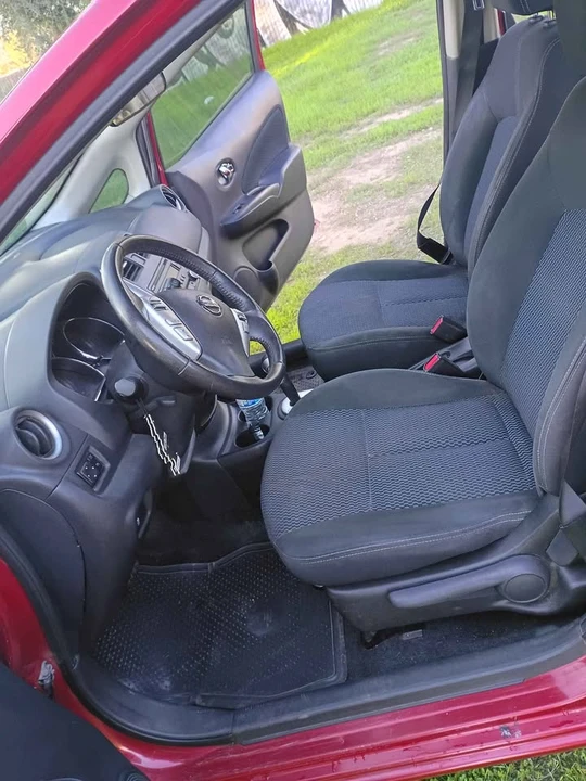 2014 Nissan Versa - Image 4 of 11