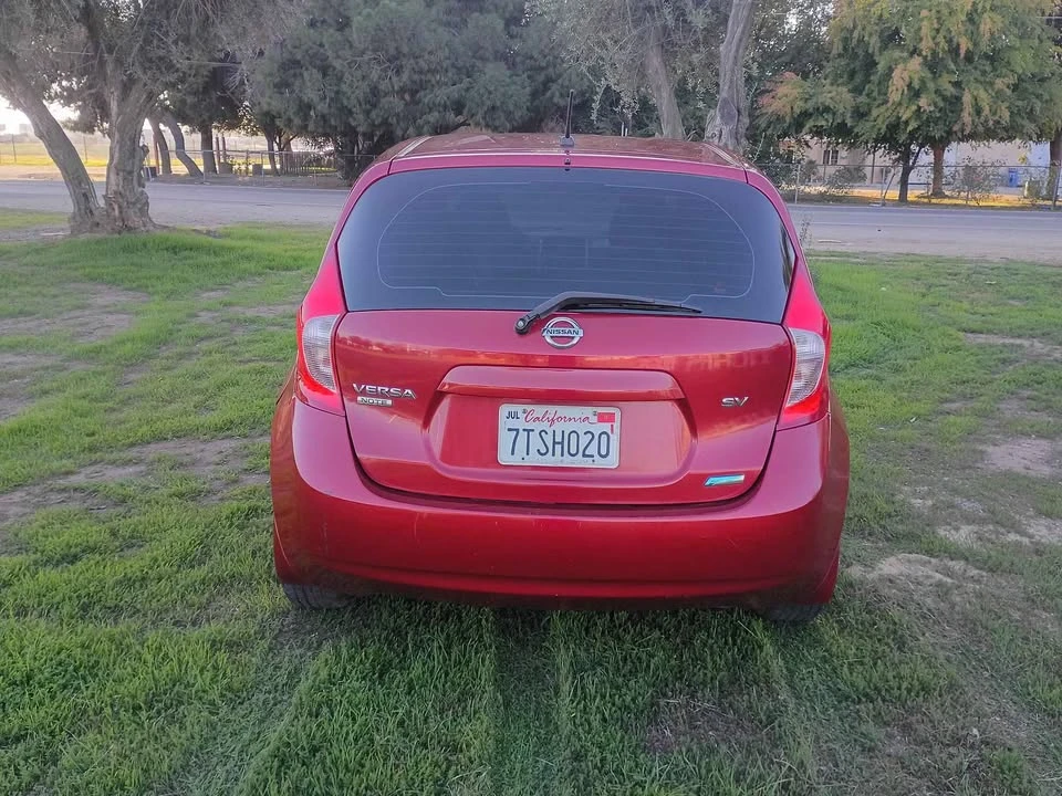 2014 Nissan Versa - Image 11 of 11