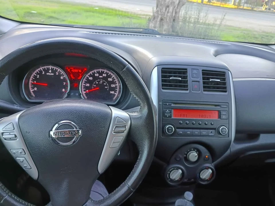 2014 Nissan Versa - Image 2 of 11