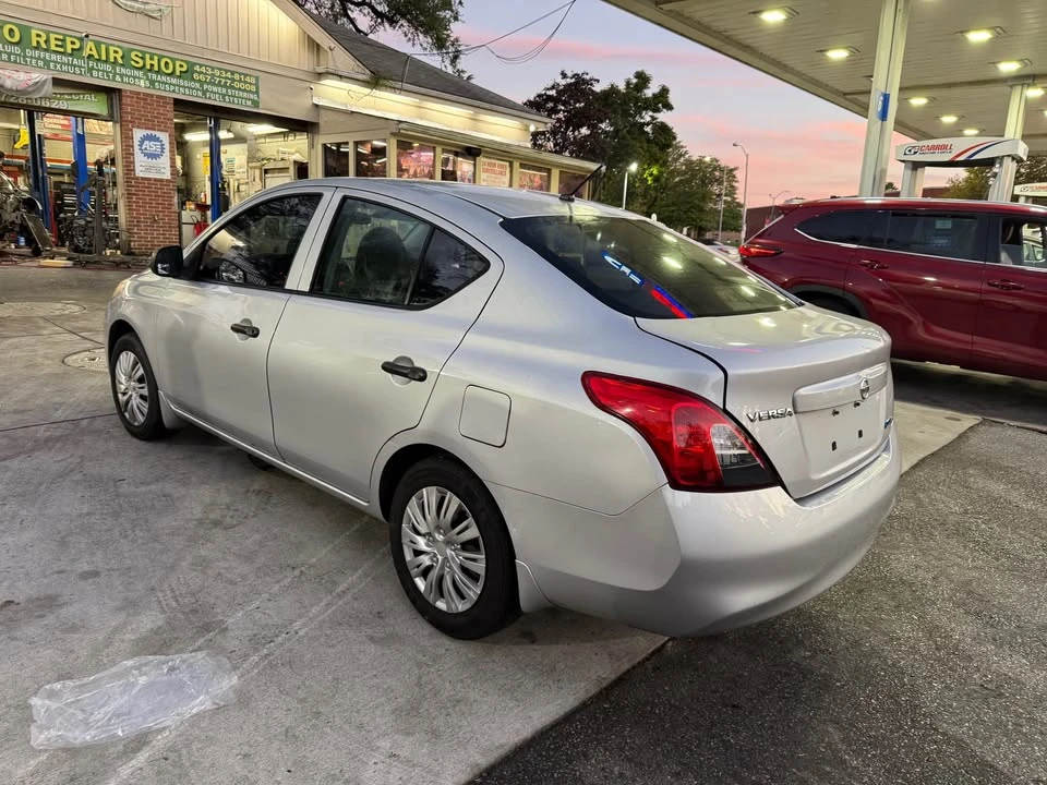 2014 Nissan Versa - Image 8 of 8