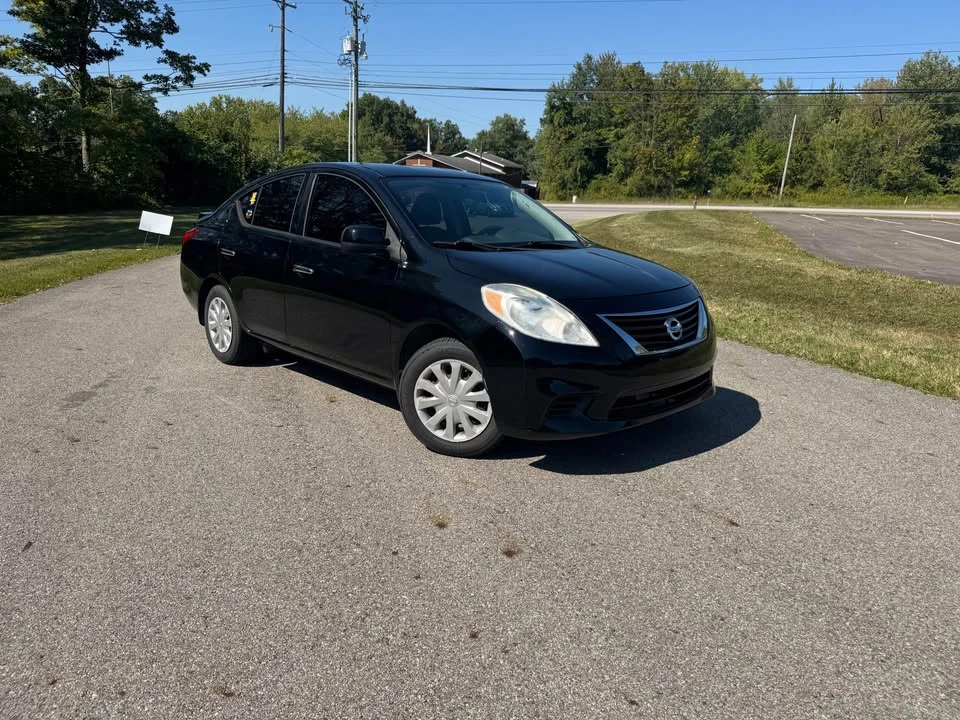 2014 Nissan Versa - Image 7 of 13
