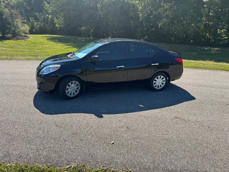 2014 Nissan Versa - Image 3 of 13