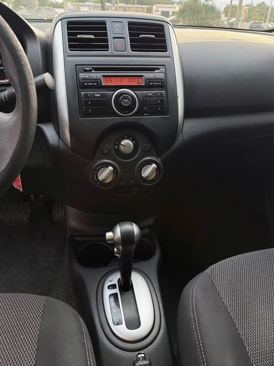 2014 Nissan Versa - Image 7 of 13