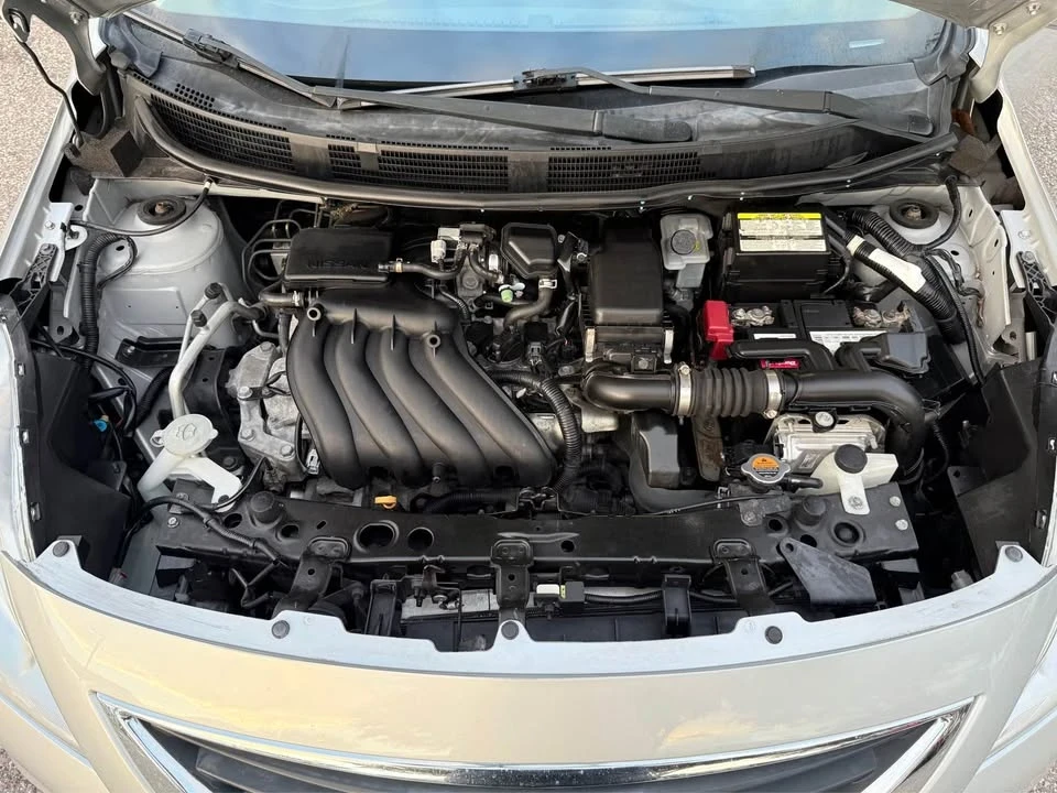 2014 Nissan Versa - Image 12 of 13
