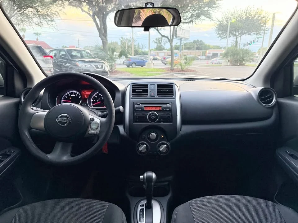 2014 Nissan Versa - Image 9 of 14