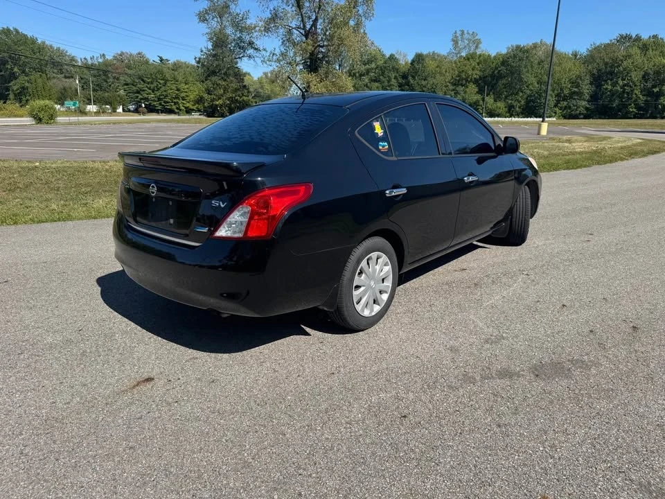 2014 Nissan Versa - Image 6 of 13