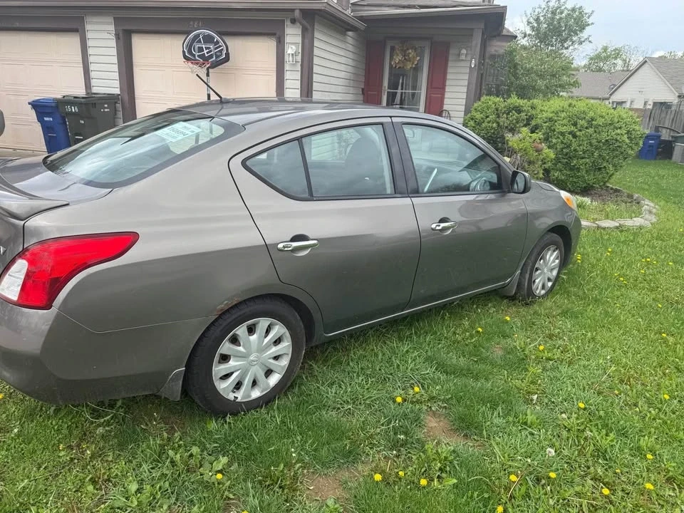 2014 Nissan Versa - Image 4 of 6