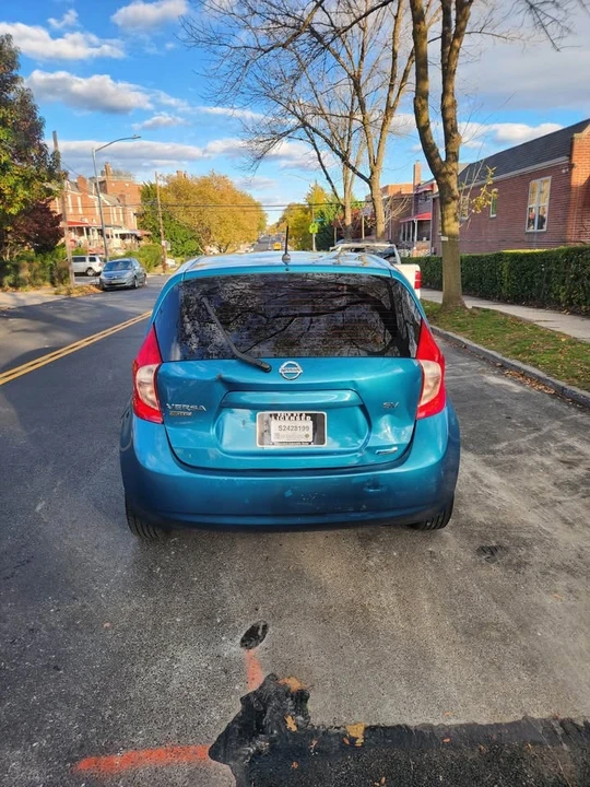 2014 Nissan Versa - Image 7 of 12