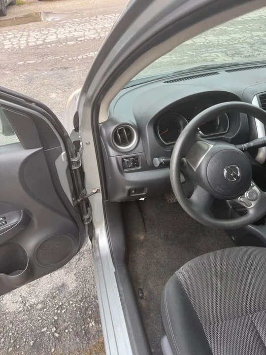 2014 Nissan Versa - Image 8 of 14