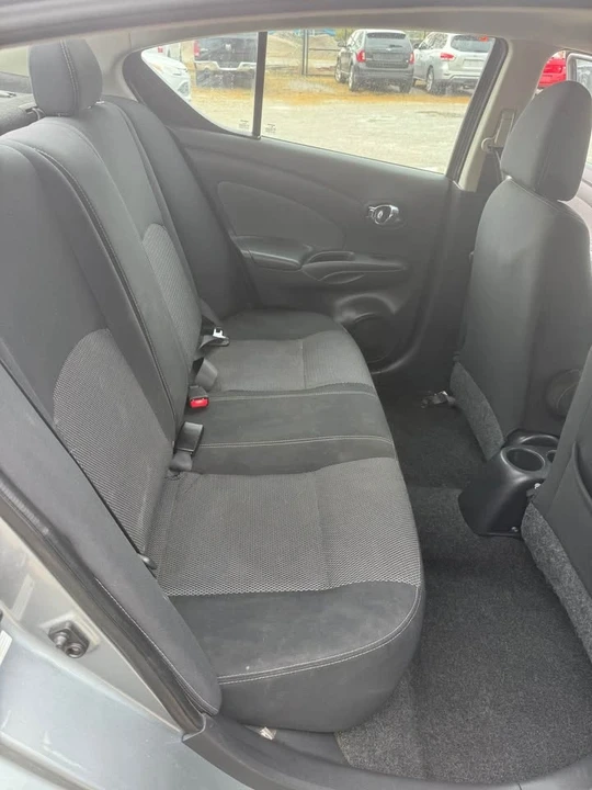 2014 Nissan Versa - Image 11 of 16
