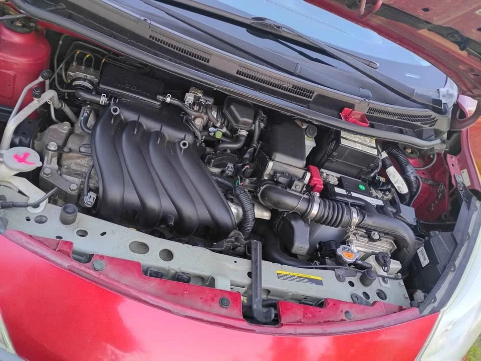 2014 Nissan Versa - Image 6 of 10