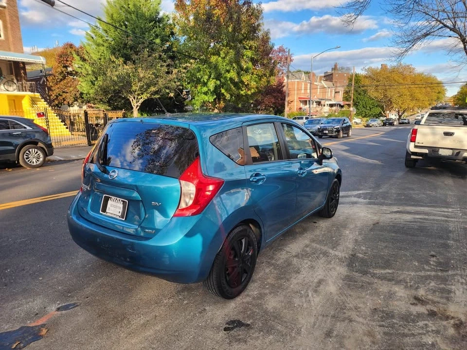 2014 Nissan Versa - Image 9 of 12