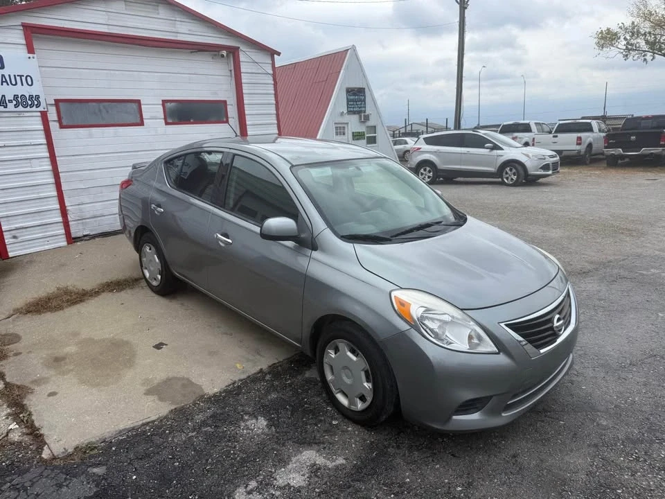 2014 Nissan Versa - Image 2 of 16