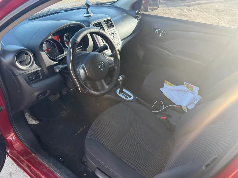 2014 Nissan Versa - Image 6 of 8