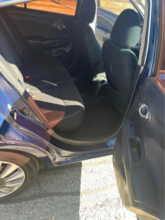 2014 Nissan Versa - Image 11 of 13