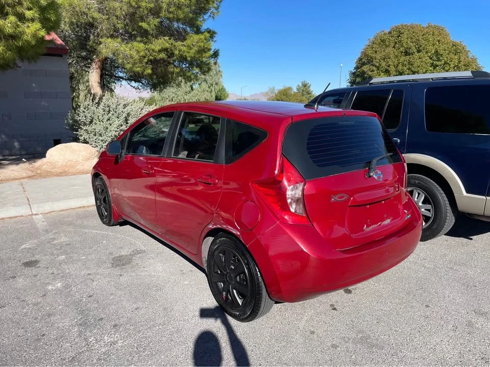 2014 Nissan Versa - Image 5 of 9