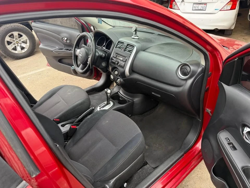 2014 Nissan Versa - Image 6 of 11