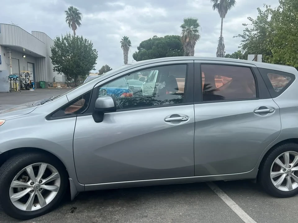 2014 Nissan Versa - Image 2 of 18