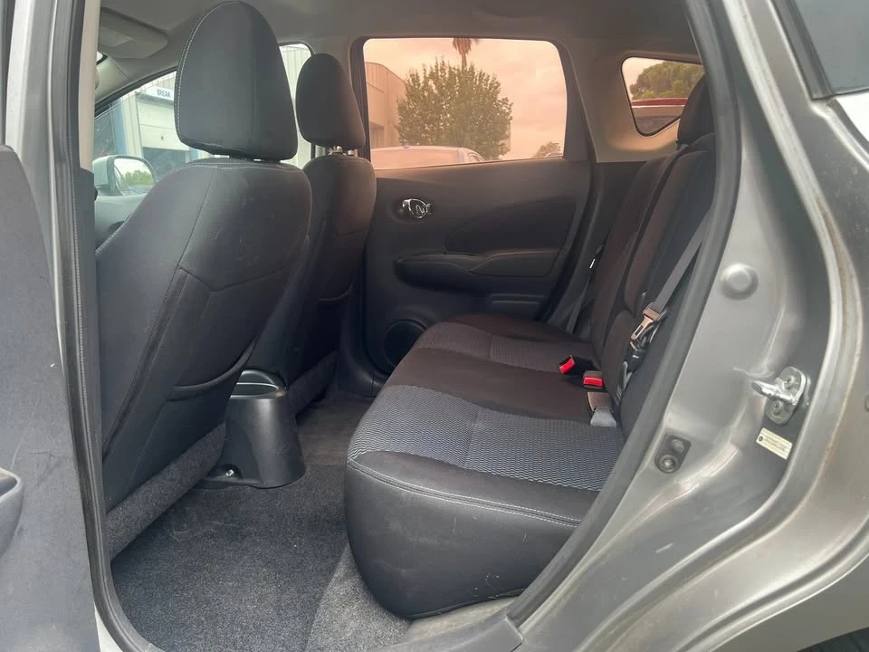 2014 Nissan Versa - Image 11 of 18
