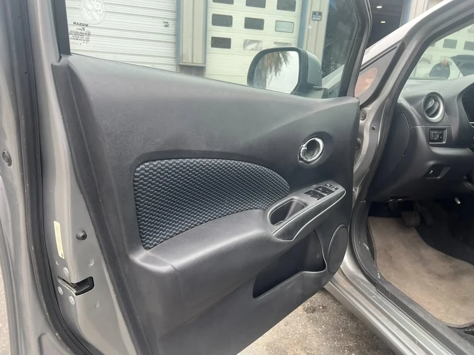 2014 Nissan Versa - Image 10 of 18