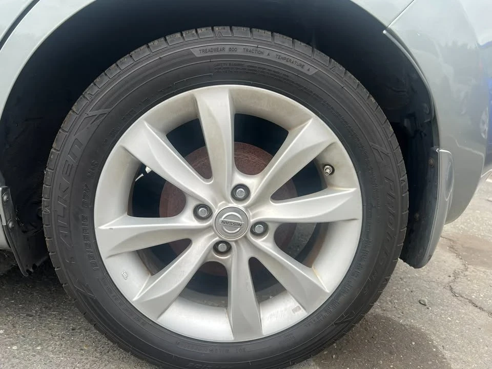2014 Nissan Versa - Image 12 of 18