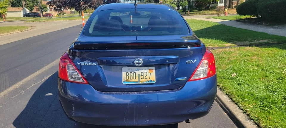 2014 Nissan Versa - Image 5 of 13