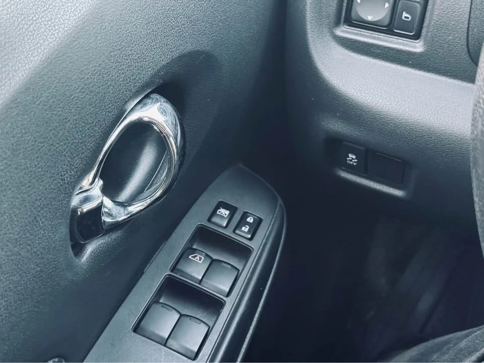 2014 Nissan Versa - Image 13 of 13